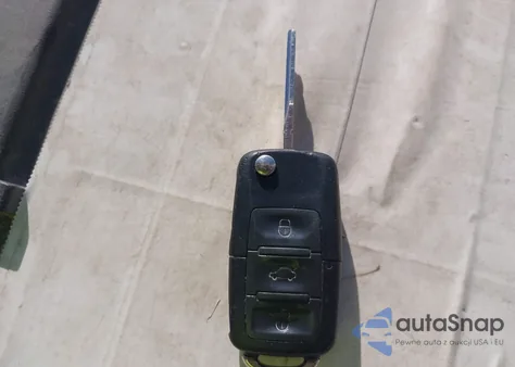 2007 Volkswagen Jetta 2.5 z USA, uszkodzony, nr VIN 3VWSF71KX7M046195